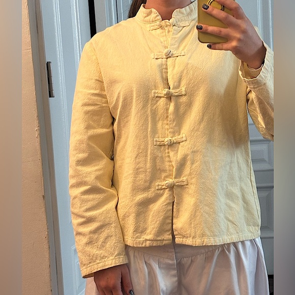 Back in 6 wks— Men’s Cream Traditional Chinese Frog-Button Shirt - Picture 3 of 5